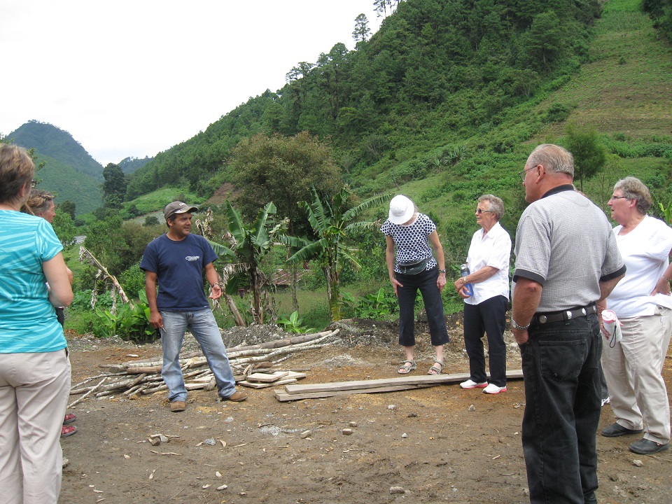 Walter explaining the progress in Villa Neuva 1