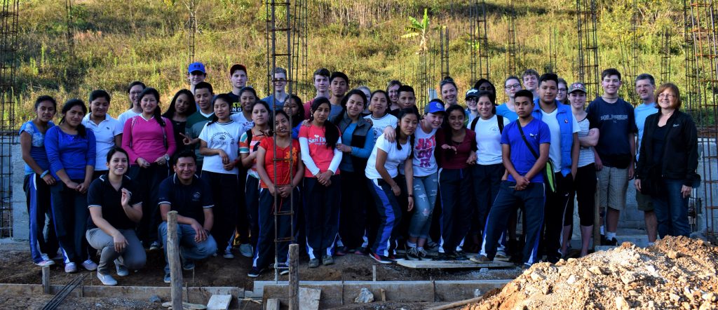 Living Waters Team at Chijulhá