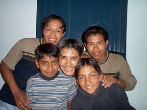 Young Hector with other Vida students